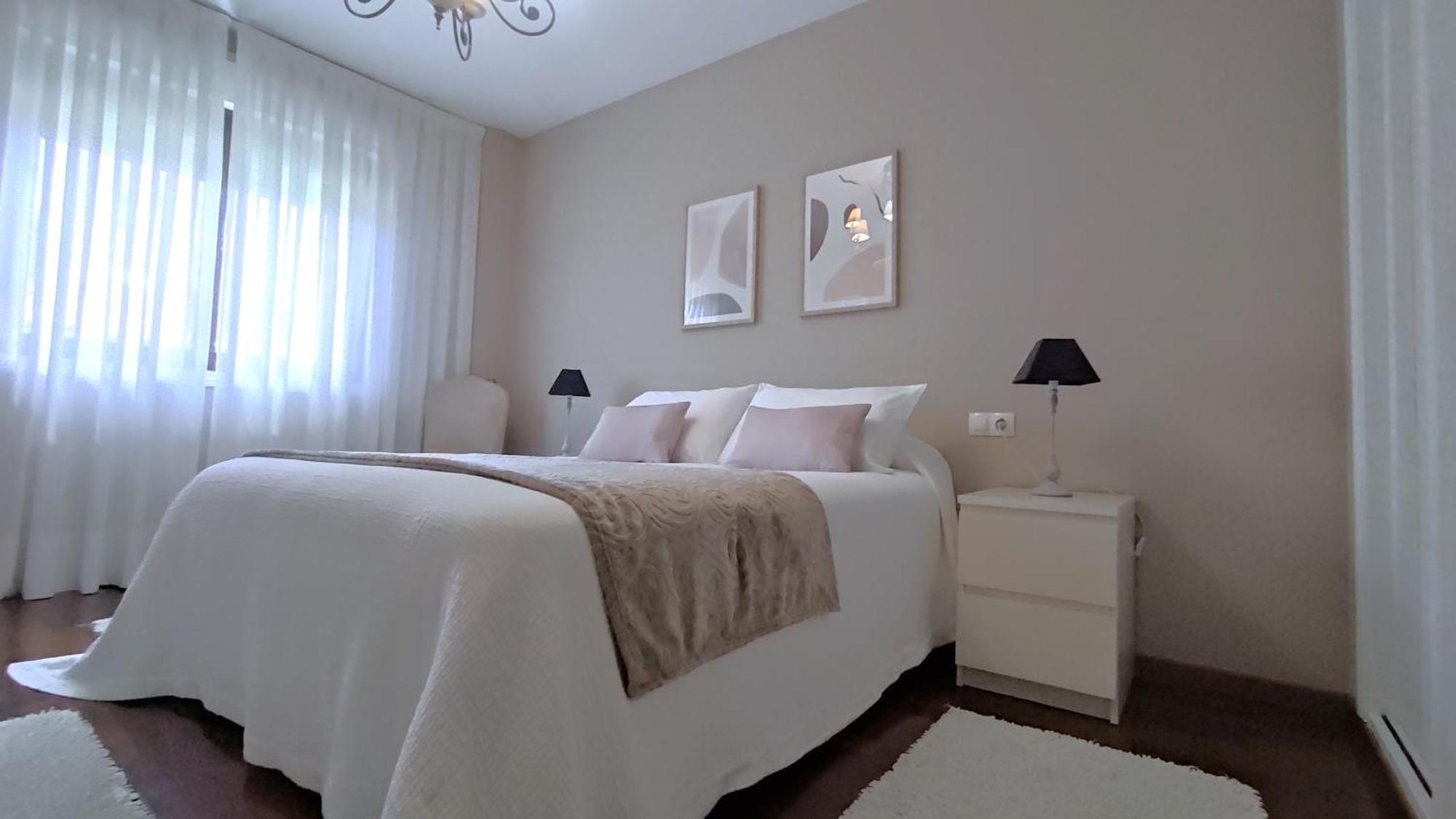 شقة Rias Baixas En Ribeira Piso Centrico Con Parking Y Wifi المظهر الخارجي الصورة